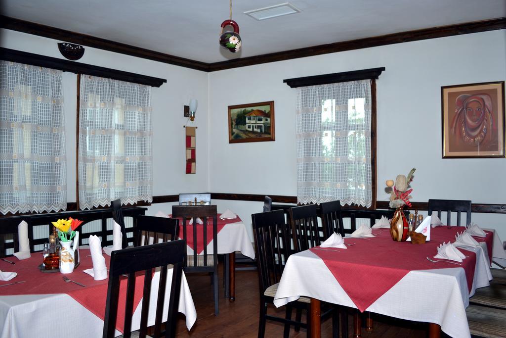 Krasteva House Hotel เบอร์โควิทซา ภายนอก รูปภาพ